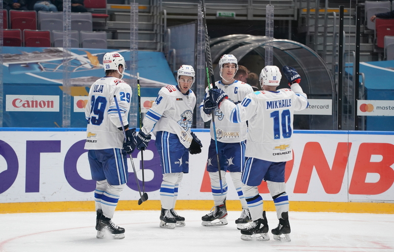 KHL. Barys team on departure