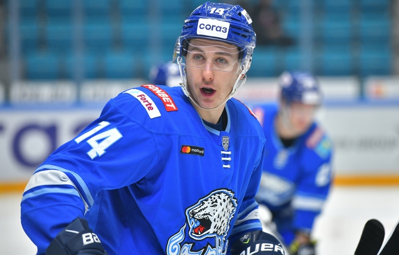 KHL. Curtis Valk played 200 matches