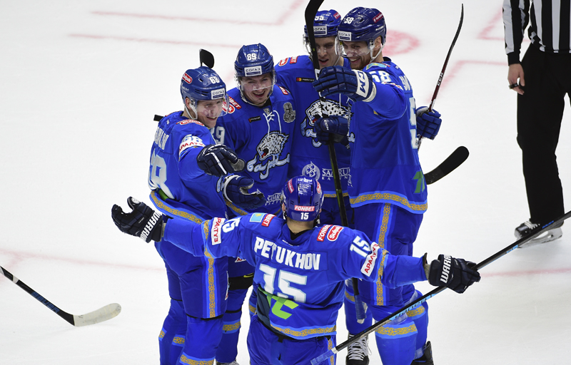 KHL. Playoffs. Fifth match. Barys - Metallurg - 5: 2