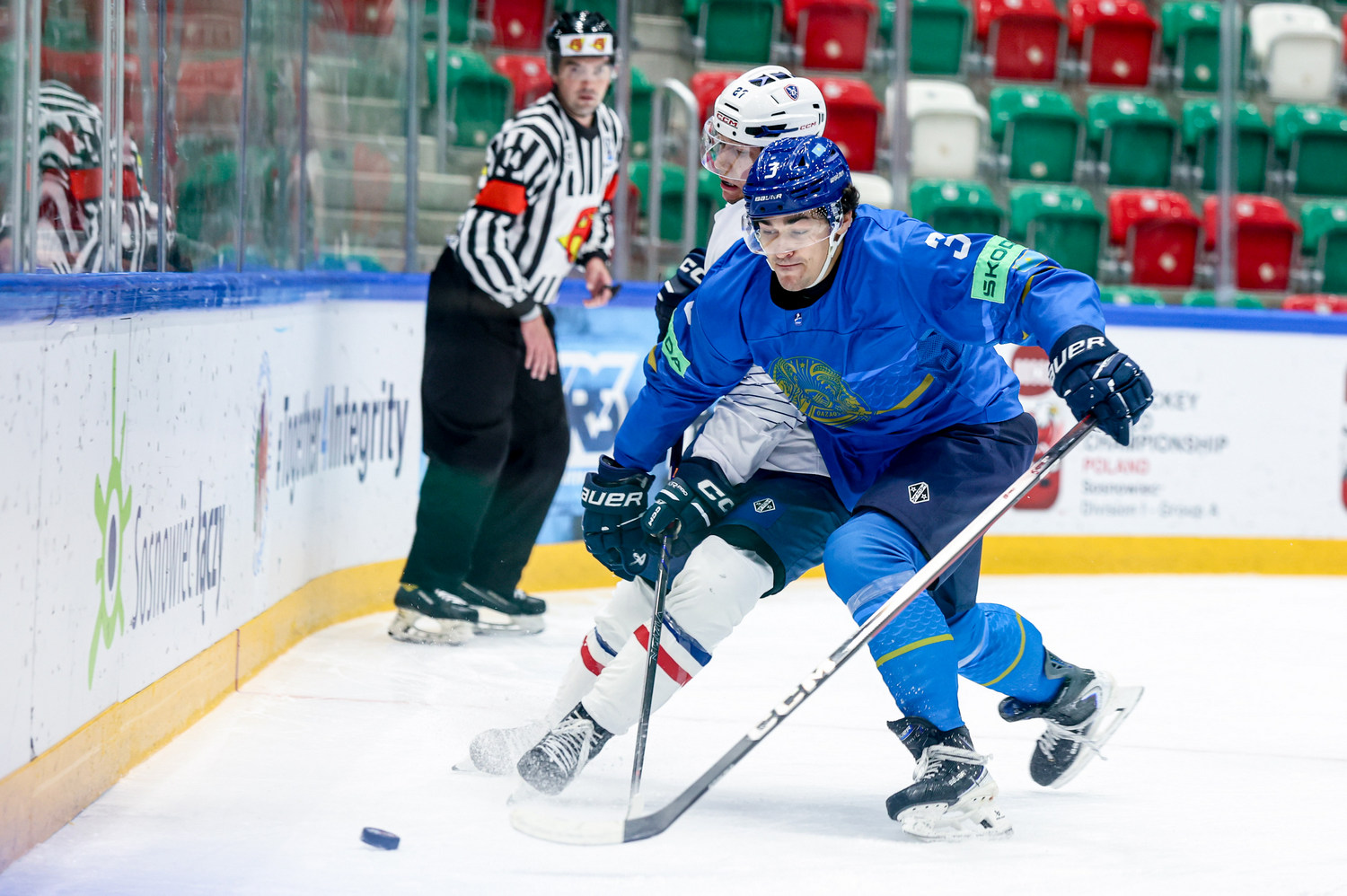 IIHF World Championship Division IA. Kazakhstan vs. France – 2:1 SO