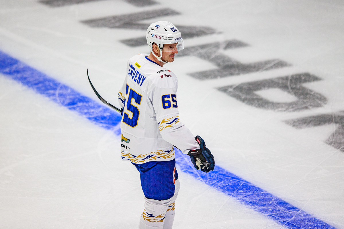 Asetov and Červený held anniversary matches