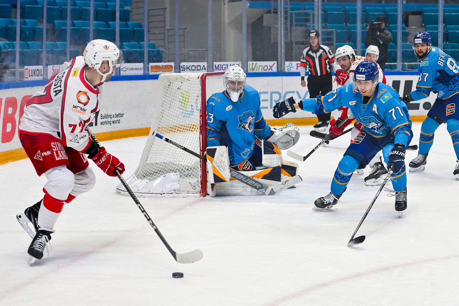 Shutov's 41 saves couldn’t save Barys from defeat by Avtomobilist