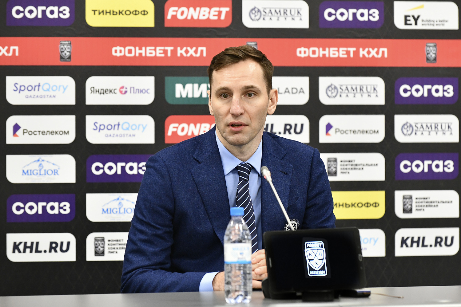 Introducing the new Barys coaching staff