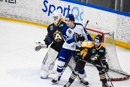 alt