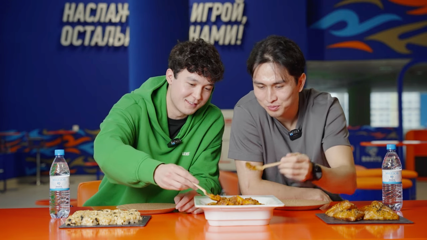 Hockey players try Tatar cuisine