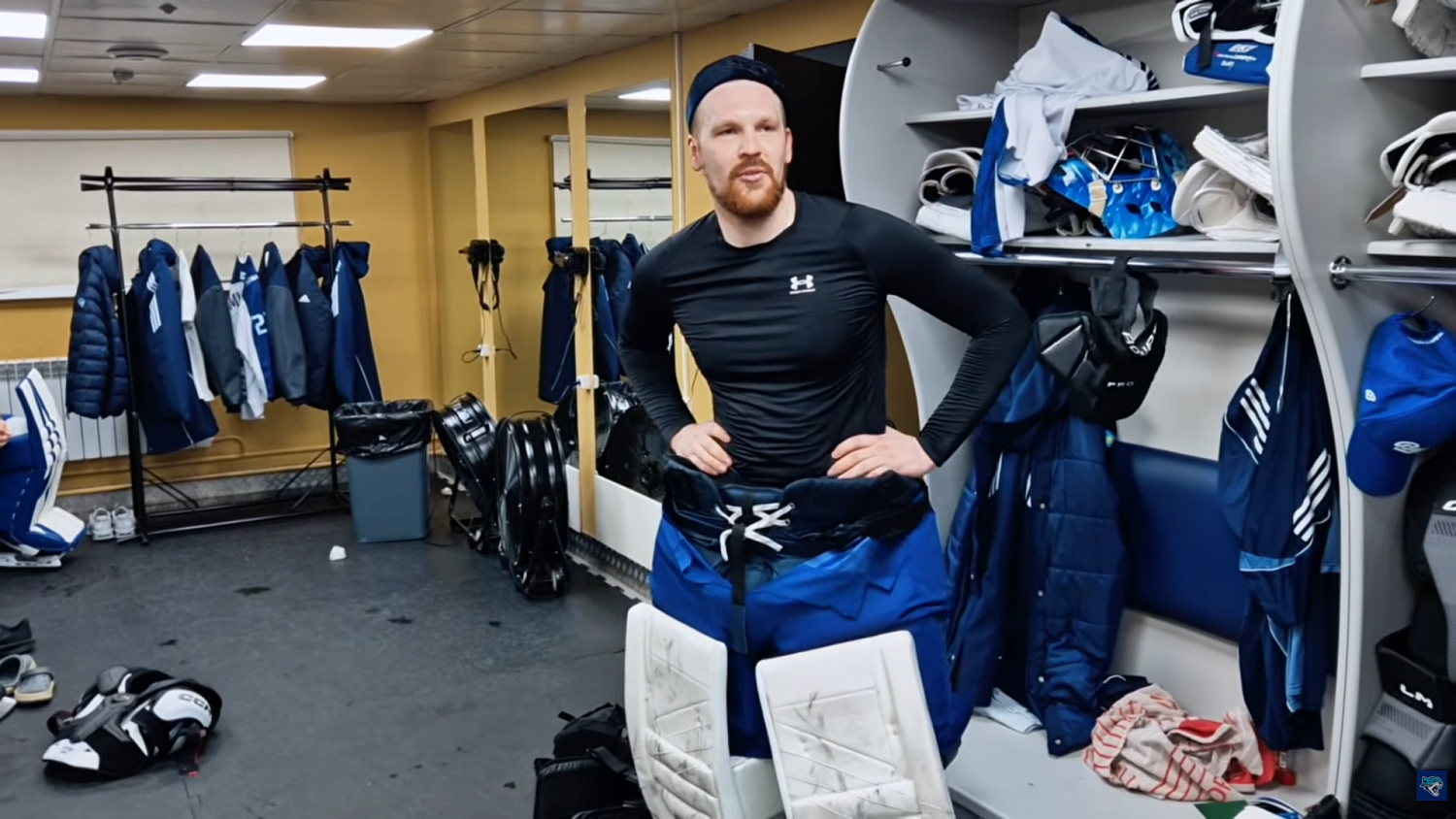 Victorious Locker Room | Admiral vs. Barys