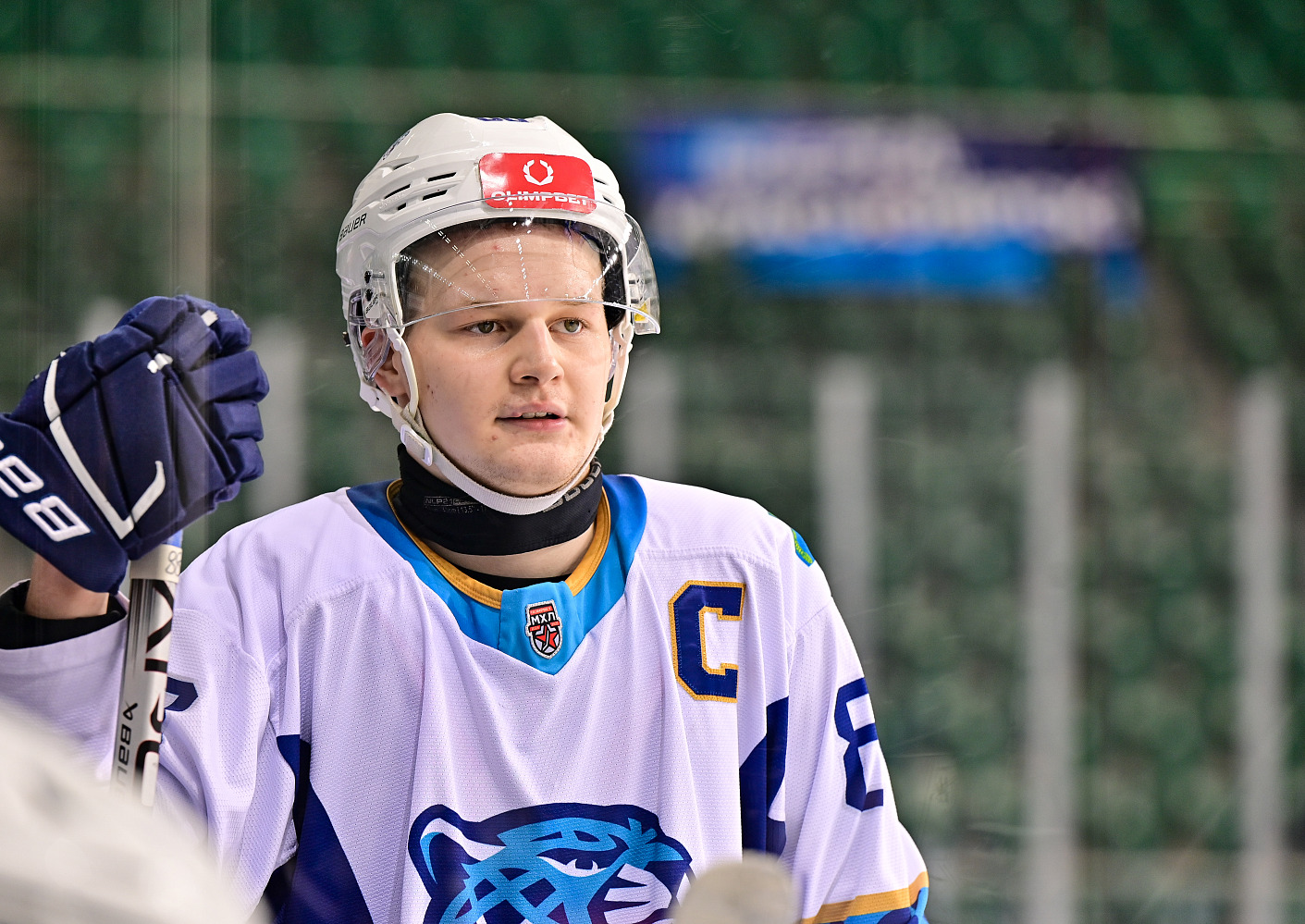 Snezhnye Barsy End Season with a Victory