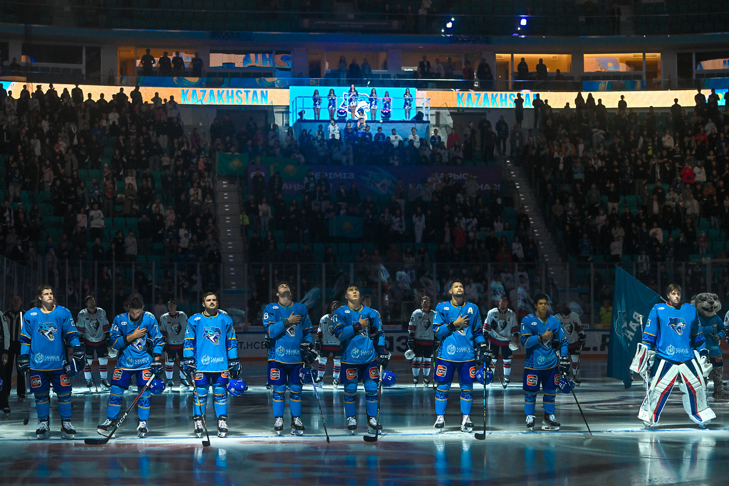 Barys started the season with an overtime loss to Neftekhimik